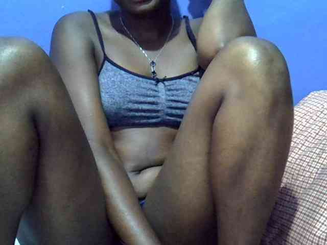 curvy-corazon webcam