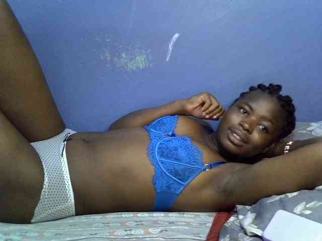 curvy-corazon webcam