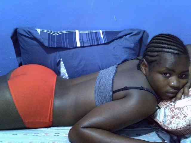 curvy-corazon webcam
