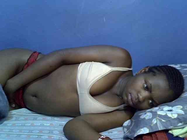 curvy-corazon webcam