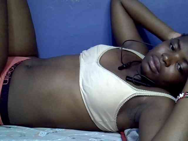 curvy-corazon webcam