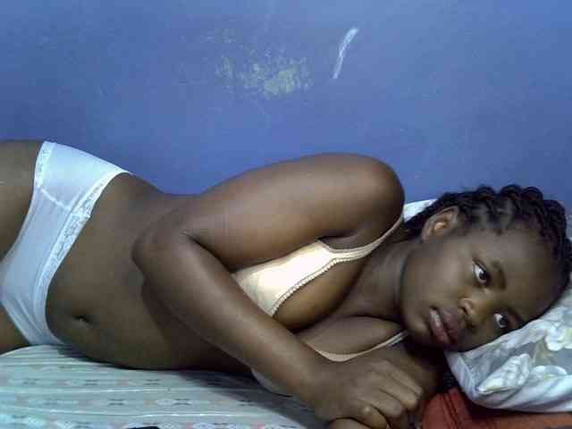 curvy-corazon webcam