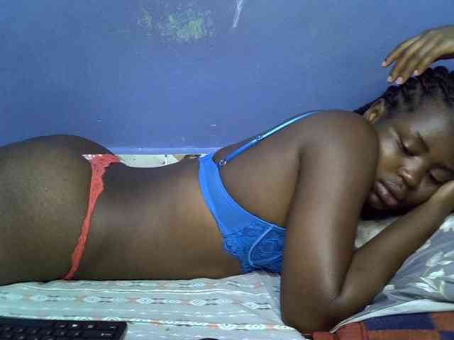 curvy-corazon webcam