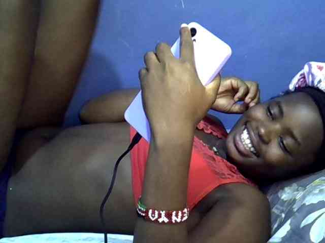 curvy-corazon webcam