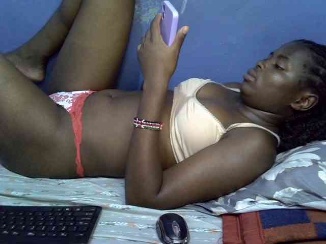 curvy-corazon webcam