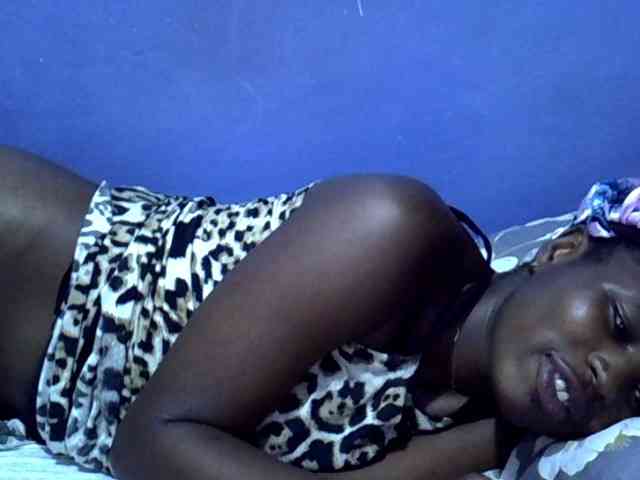 curvy-corazon webcam