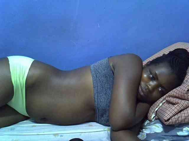 curvy-corazon webcam