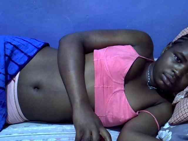 curvy-corazon webcam
