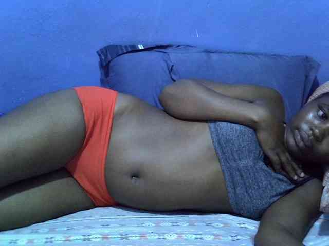curvy-corazon webcam