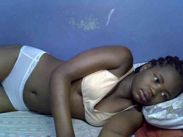 curvy-corazon webcam