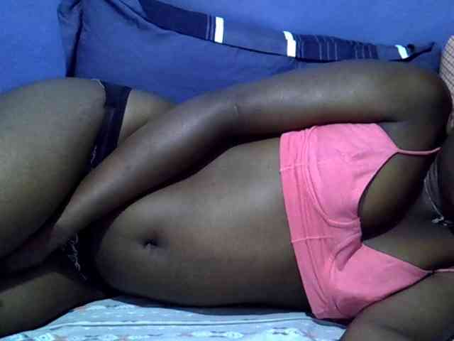 curvy-corazon webcam