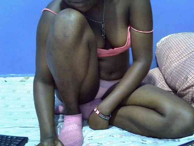 curvy-corazon webcam