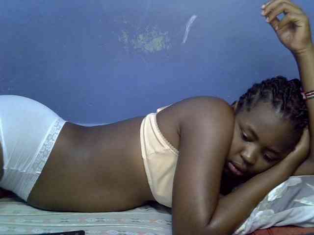 curvy-corazon webcam