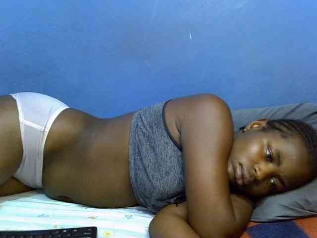 curvy-corazon webcam