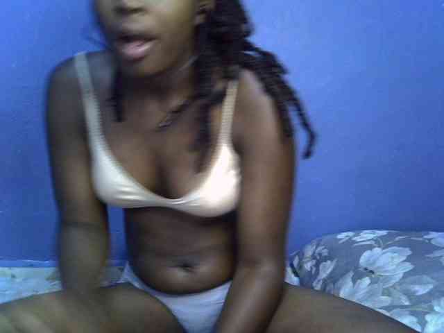 curvy-corazon webcam