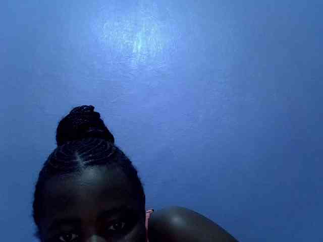 curvy-corazon webcam