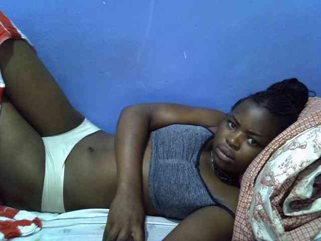 curvy-corazon webcam