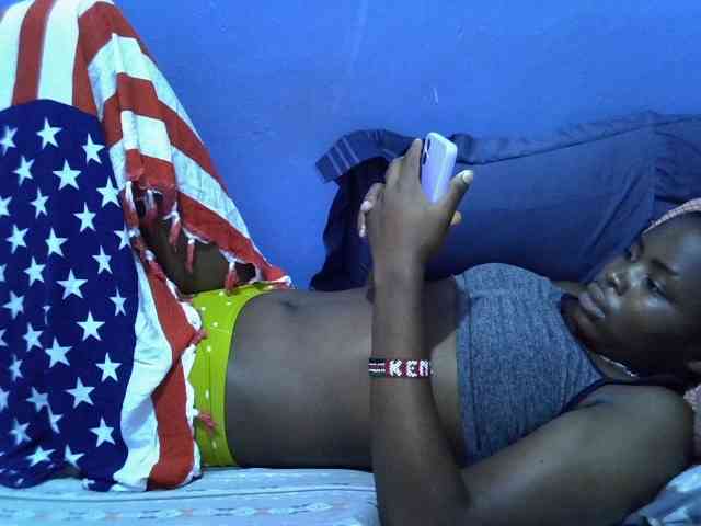 curvy-corazon webcam