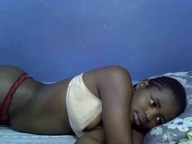 curvy-corazon webcam