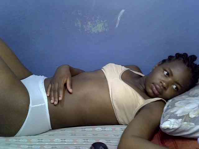 curvy-corazon webcam