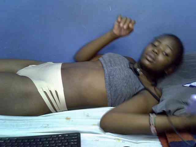 curvy-corazon webcam