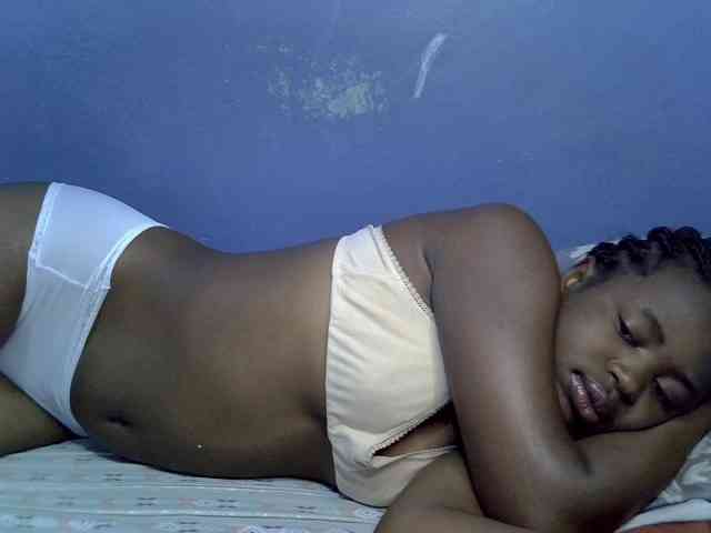 curvy-corazon webcam