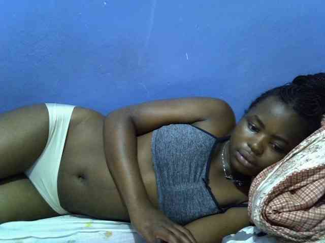 curvy-corazon webcam