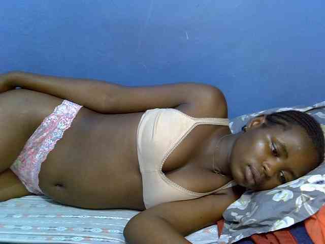 curvy-corazon webcam