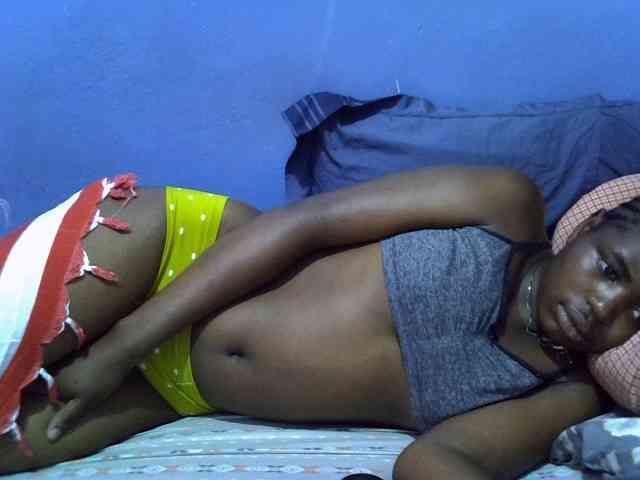 curvy-corazon webcam