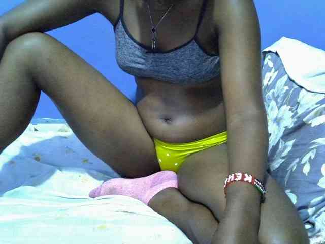 curvy-corazon webcam