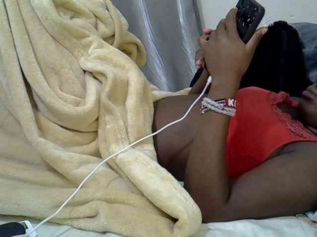 curvy-corazon webcam