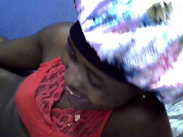 curvy-corazon webcam