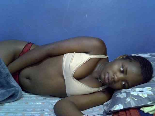 curvy-corazon webcam