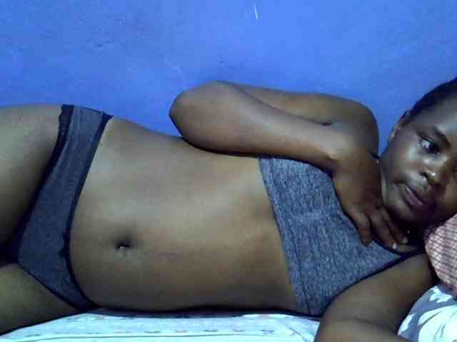 curvy-corazon webcam