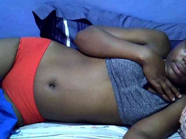 curvy-corazon webcam