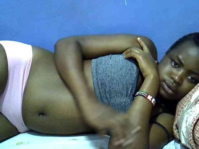 curvy-corazon webcam