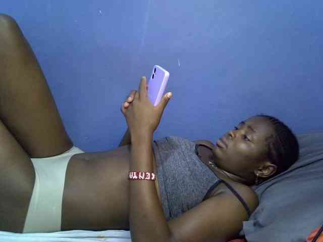 curvy-corazon webcam