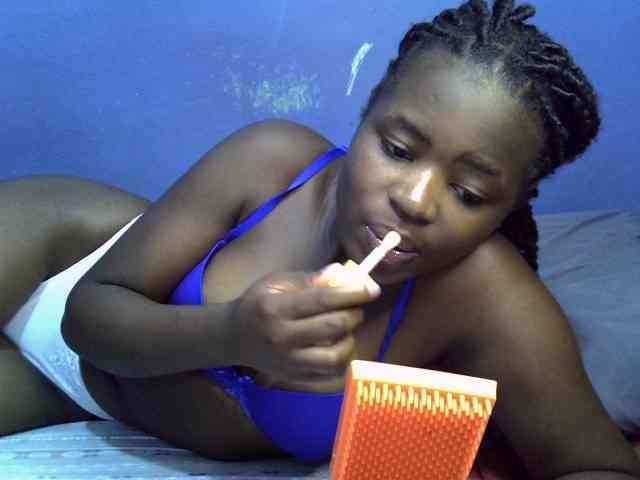 curvy-corazon curvy-corazon