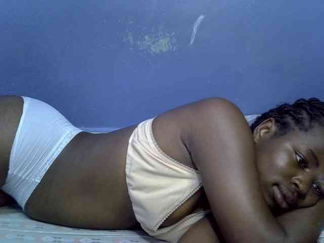 curvy-corazon webcam