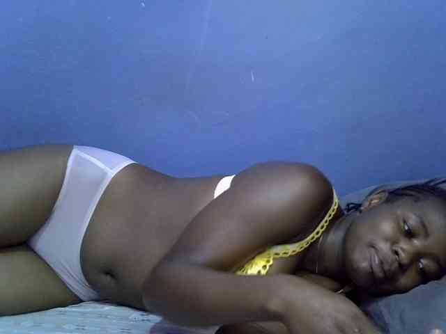 curvy-corazon webcam