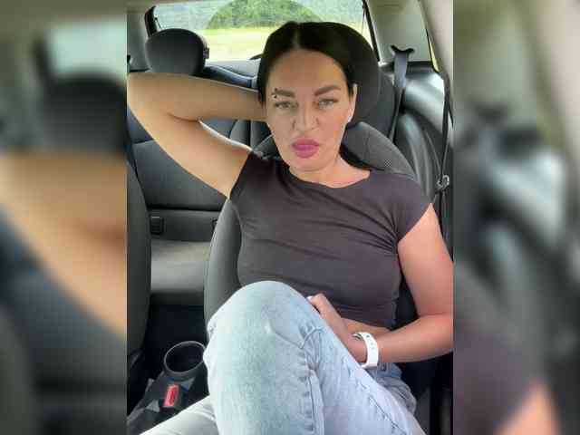 ValerieNoir webcam