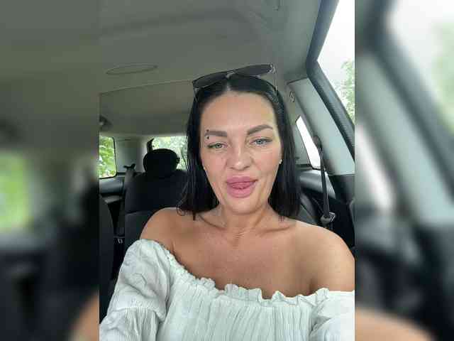 ValerieNoir webcam