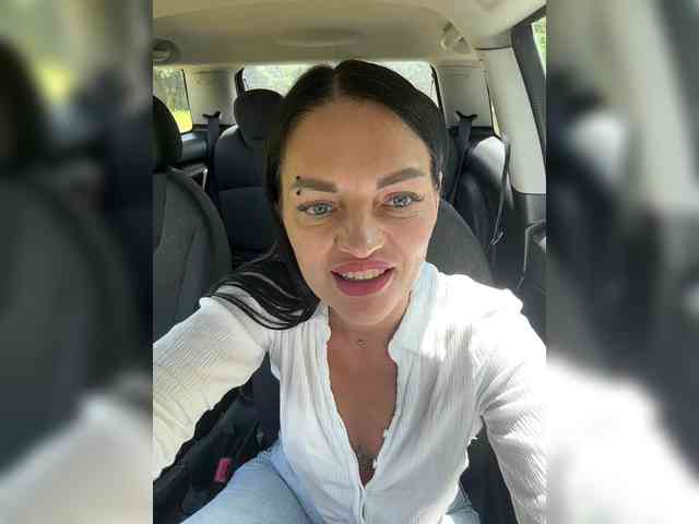 ValerieNoir webcam