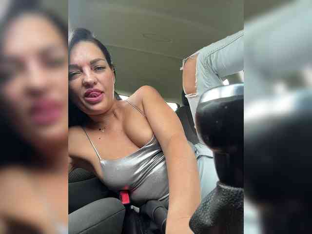 ValerieNoir webcam