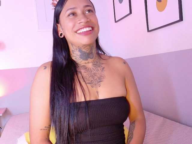 hollyvega's BongaCams show and profile