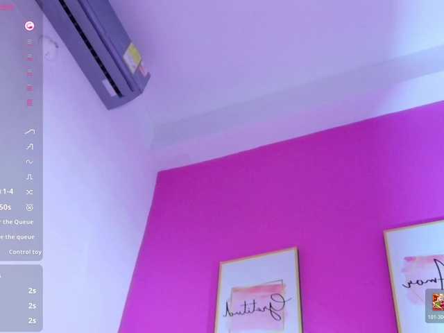 hollyvega's BongaCams show and profile