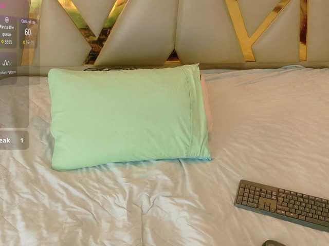 hollyvega webcam