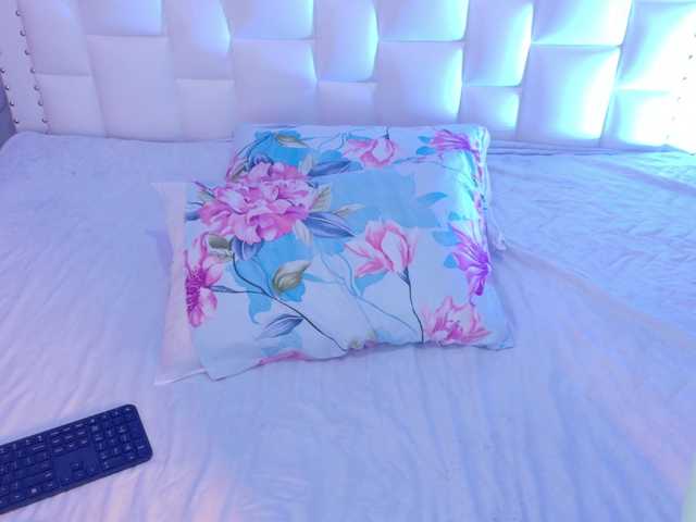 hollyvega from BongaCams is Freechat