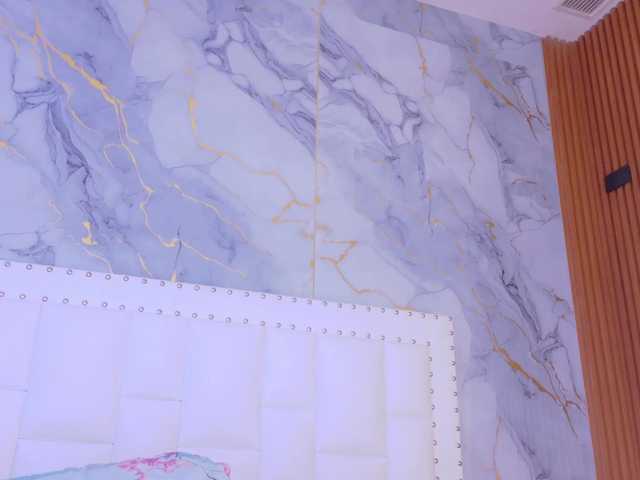 hollyvega's BongaCams show and profile