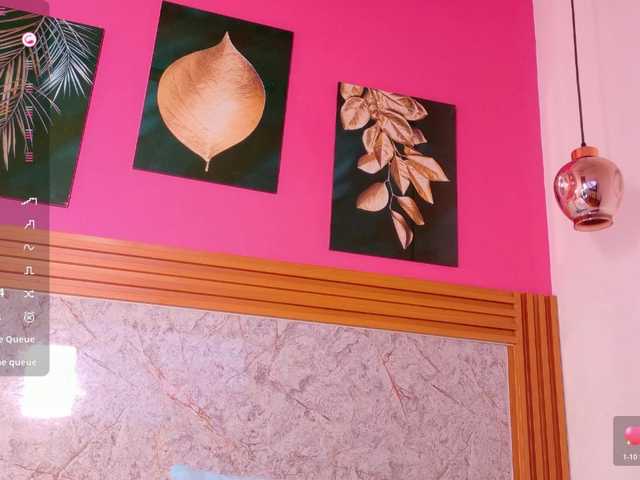 hollyvega's BongaCams show and profile